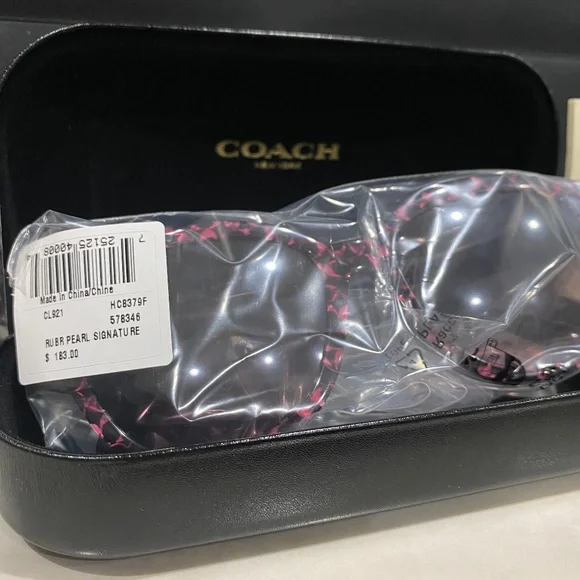 Coach FULL INCLUSION  NWT full fit signature sunglasses $183 - Picture 9 of 9